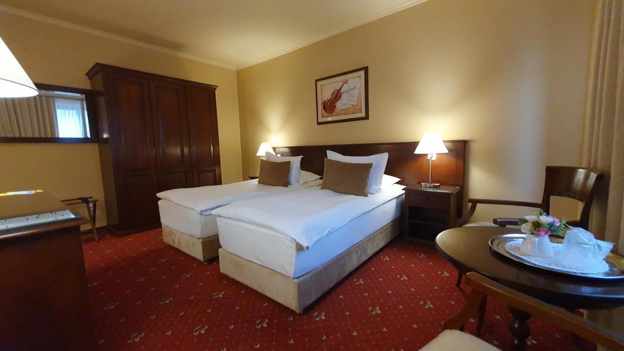 Garden Club 3* Brașov