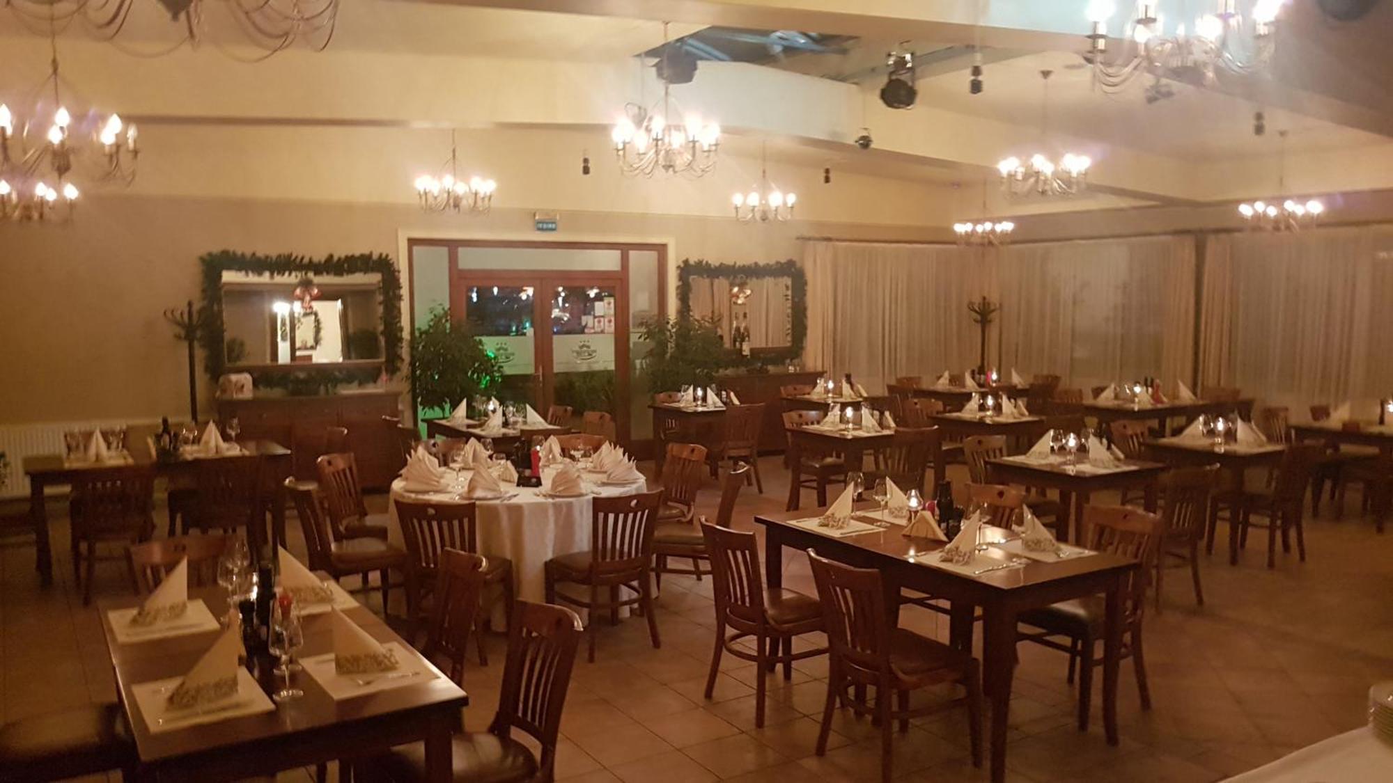 Hotel Garden Club Brașov